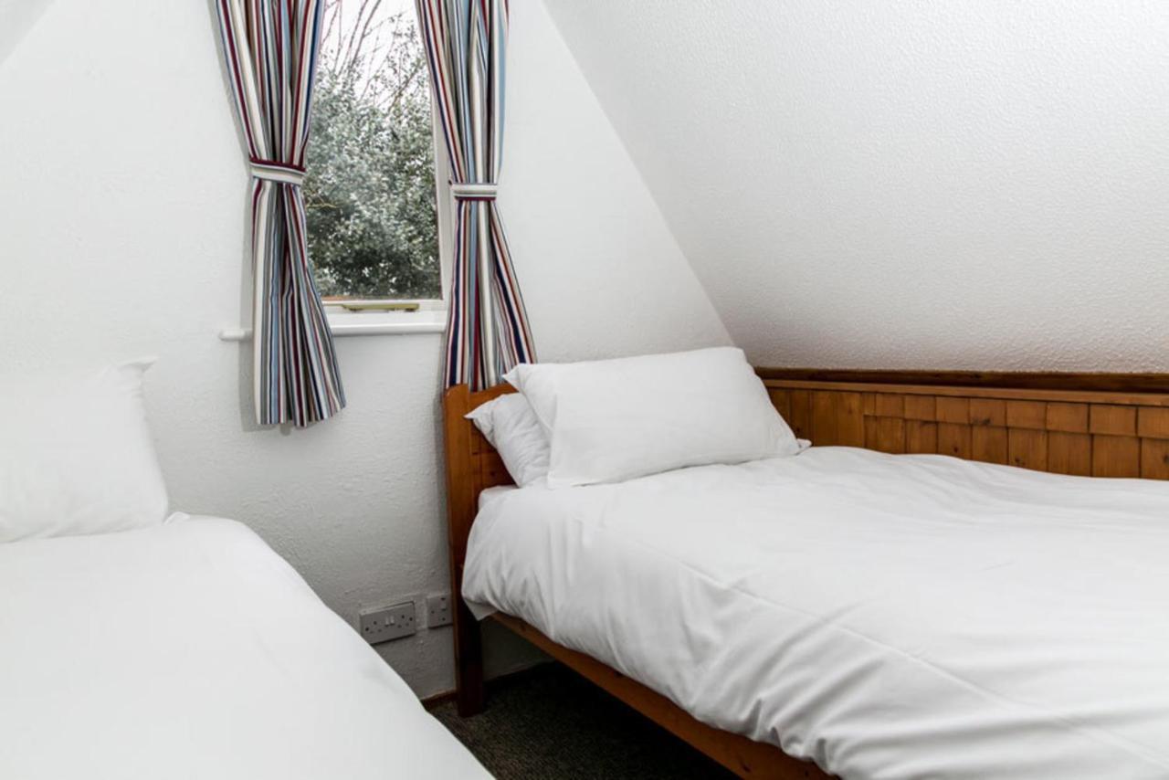 Seaside Chalet - Sleeps 6 Kingsdown  Dış mekan fotoğraf